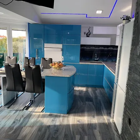 Villa Luxury With A Swimming Pool - 21792
